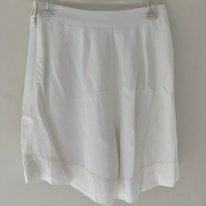 Vintage 100% silk shorts Platinum by Dorothy Scholen-  Size 5-Circa 90’s